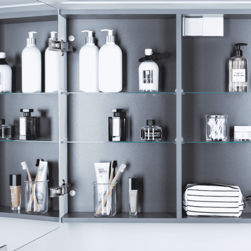 veidrodine spintele LOFT