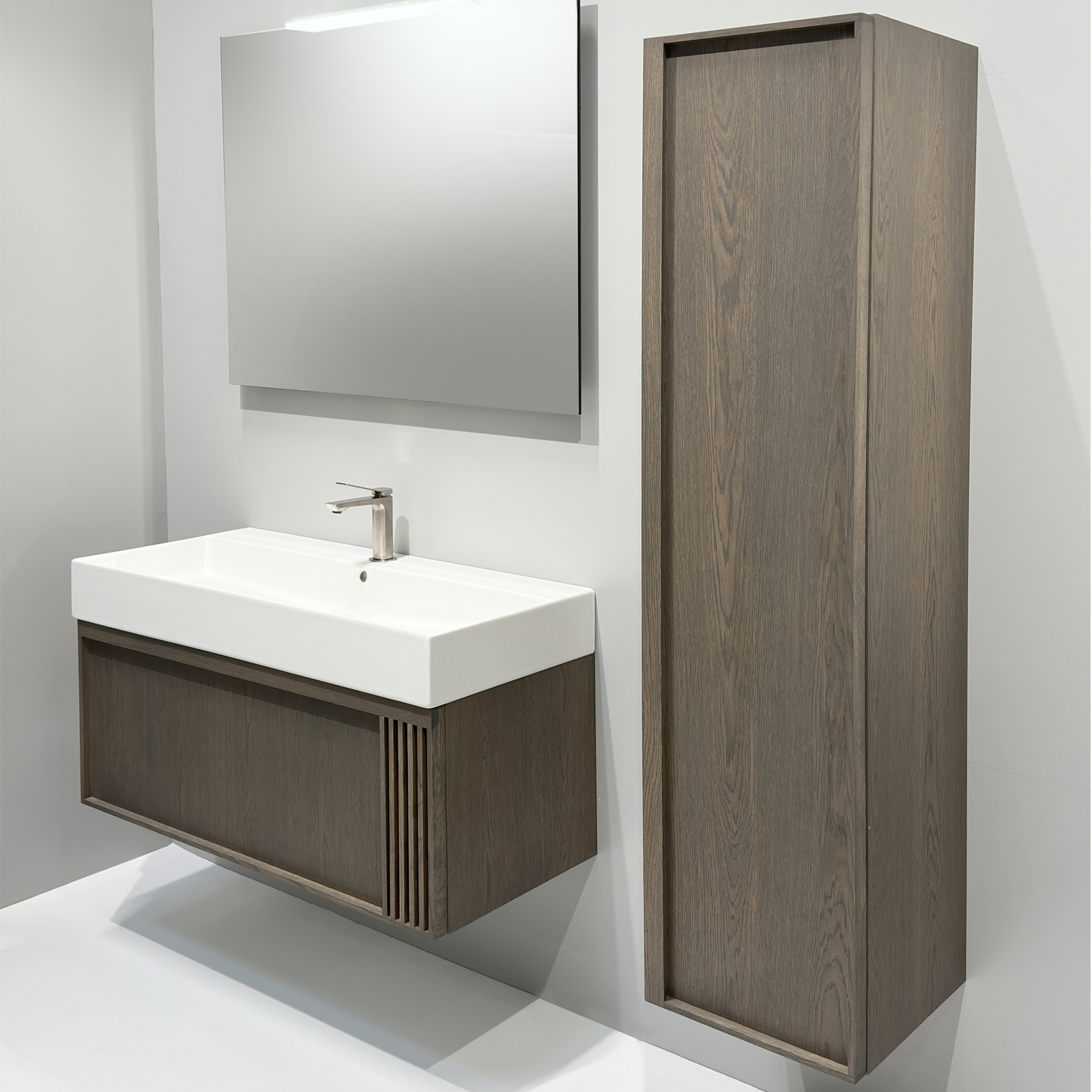 Tall unit - Image 3